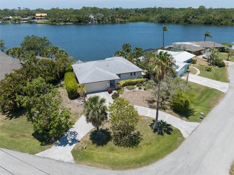 433 Ceil Ct, Nokomis, FL 34275