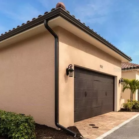Other - 930 E Venice Ave, Venice, FL 34285 photo 2 of 3