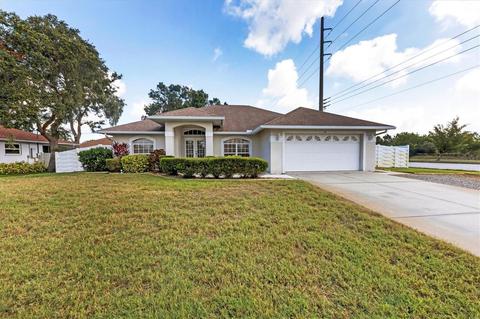 16 Cornell Rd, Venice, FL 34293