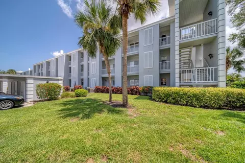 408 Cerromar Cir S #135, Venice, FL 34293