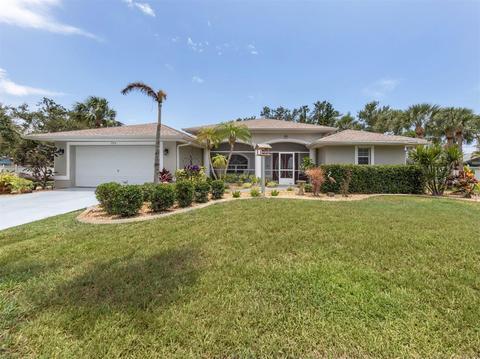 711 Azure Rd, Venice, FL 34293