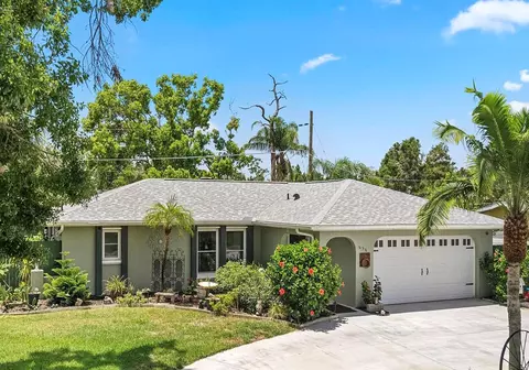 656 Tanager Rd, Venice, FL 34293