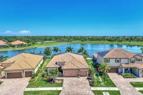 13261 Famiglia Dr, Venice, FL 34293