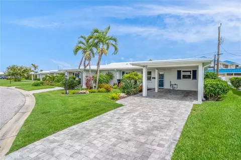 849 White Cap Cir #16, Venice, FL 34285
