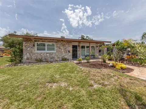 1210 Graham Rd, Venice, FL 34293