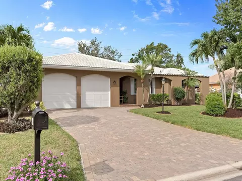 142 Da Vinci Dr, Nokomis, FL 34275