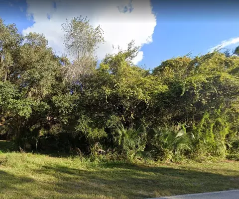 16482 Chamberlain Blvd, Port Charlotte, FL 33954