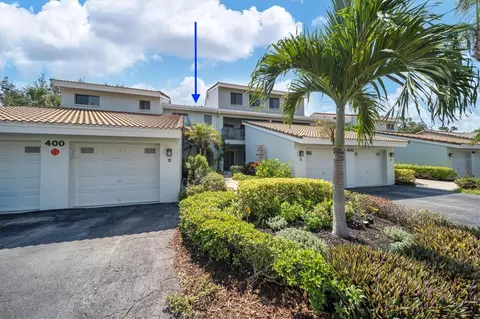 400 Carriage House Ln #201, Nokomis, FL 34275