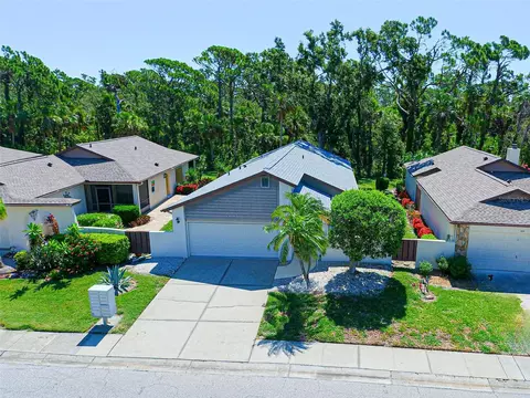 655 Linden Dr, Englewood, FL 34223
