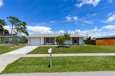 4826 Nele St, North Port, FL 34287