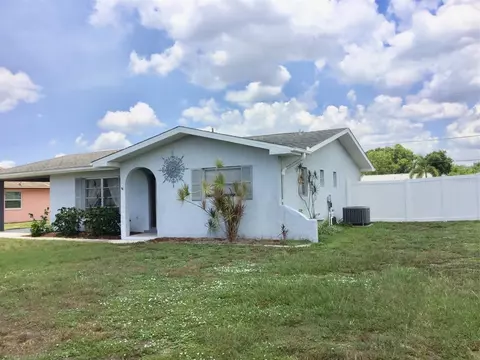 852 NW Kennwood Ter NW, Port Charlotte, FL 33948