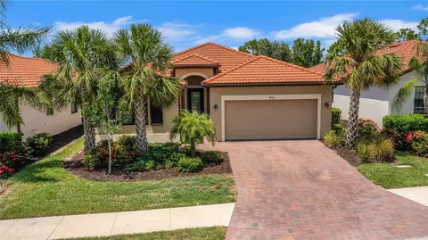 9852 Wingood Dr, Venice, FL 34292