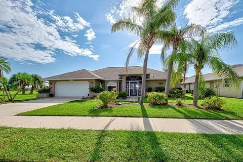 522 Cedarwood Ln, Venice, FL 34293