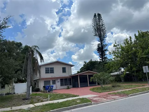 733 Nokomis Ave S, Venice, FL 34285