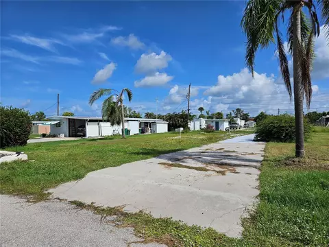 309 Calle Liana, Englewood, FL 34224