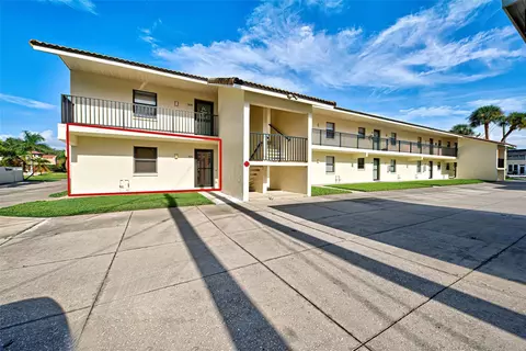 525 Barcelona Ave #105, Venice, FL 34285