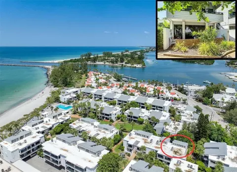 1555 Tarpon Center Dr #137, Venice, FL 34285