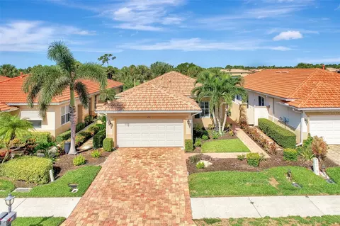 490 Montelluna Dr, North Venice, FL 34275