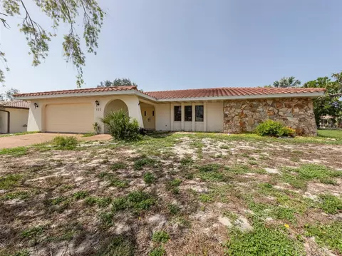 122 Da Vinci Dr, Nokomis, FL 34275