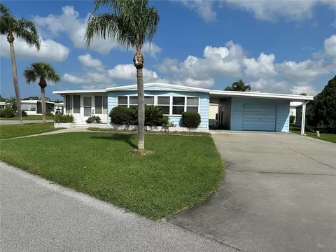 297 Camelot Dr, Nokomis, FL 34275