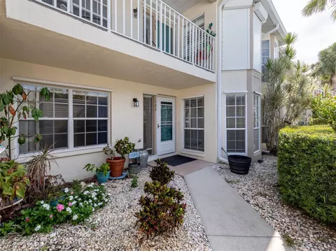 203 Silver Lake Dr #102, Venice, FL 34292