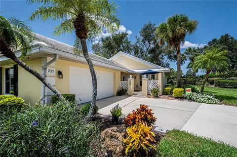 721 Brightside Crescent Dr, Venice, FL 34293