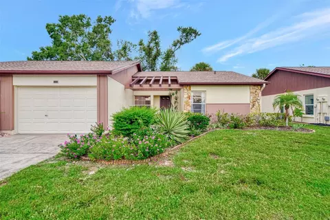 673 Foxwood Blvd, Englewood, FL 34223