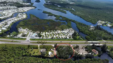 S Tamiami Trail, North Port, FL 34287