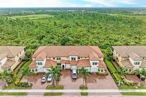 10051 Crooked Creek Dr #203, Venice, FL 34293