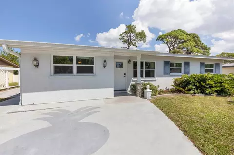 317 Alba St E, Venice, FL 34285