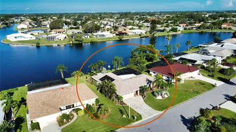 1725 N Gondola Ct, Venice, FL 34293