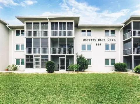 649 Tamiami Trl S #105, Venice, FL 34285
