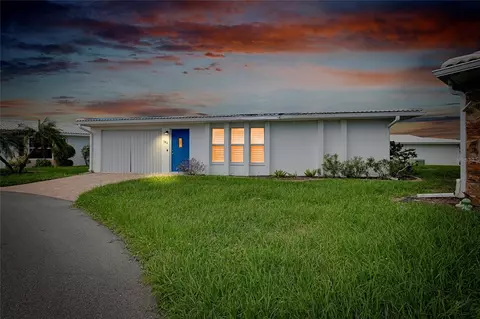 384 Circlewood Dr #F-3, Venice, FL 34293