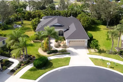 122 Clear Lake Dr, Englewood, FL 34223