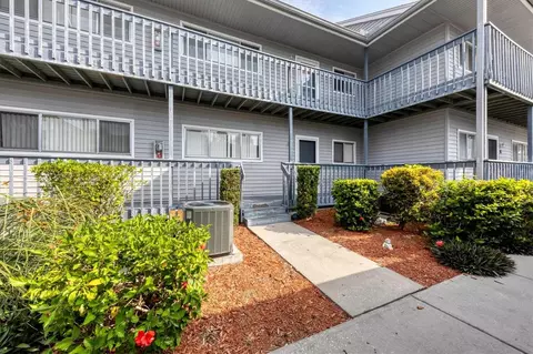 251 Fenwick Dr #12, Venice, FL 34285