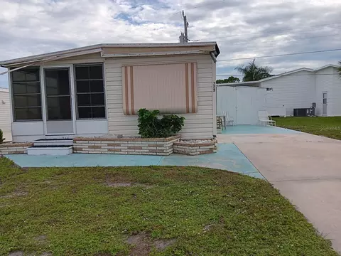 725 Carefree, Venice, FL 34285