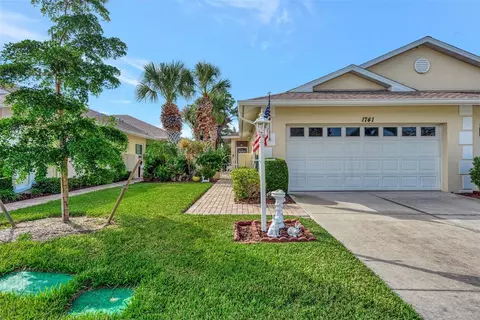 1741 Fountain View Cir, Venice, FL 34292