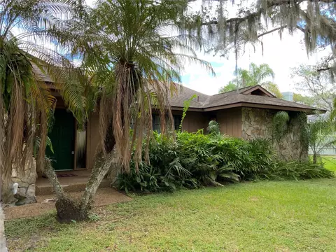 4675 Robin Hood Trl E, Sarasota, FL 34232