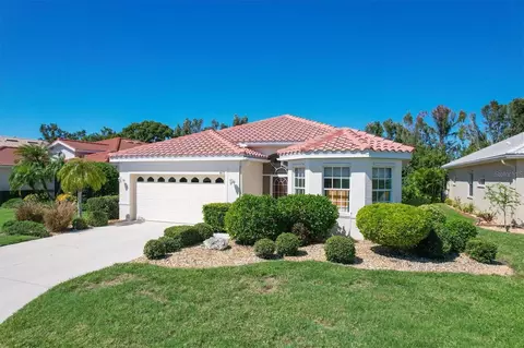 443 Pinewood Lake Dr, Venice, FL 34285