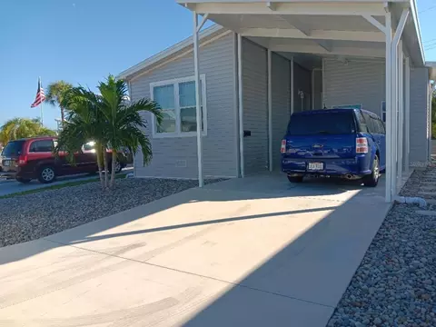 723 S Green Cir #63, Venice, FL 34285