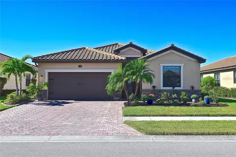 12481 Cinqueterre Dr, Venice, FL 34293