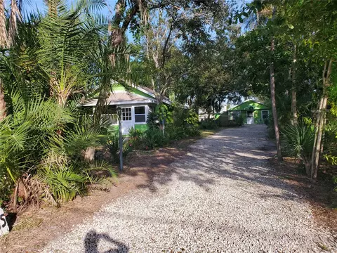 75 N Mango St, Englewood, FL 34223