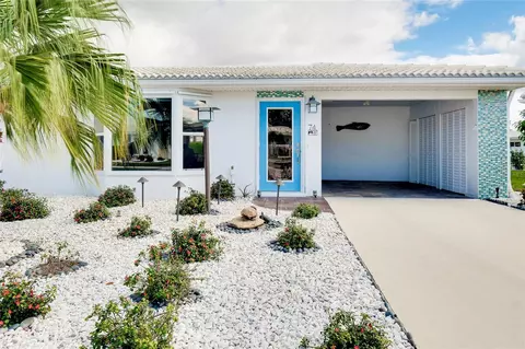 74 Circlewood Dr #A2-8, Venice, FL 34293