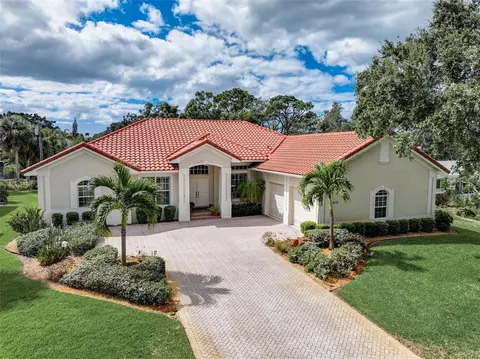 613 Madrid Ave, Venice, FL 34285