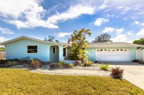1415 Leeward Dr, Venice, FL 34293