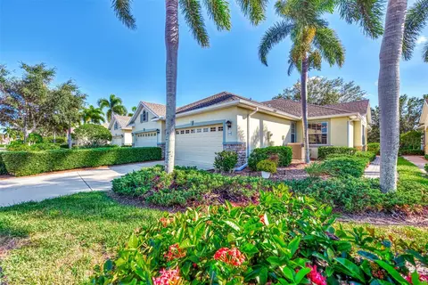9349 Carnaby Dr, Venice, FL 34293