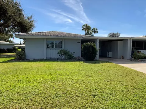 3212 Southfield Ln #811, Sarasota, FL 34239