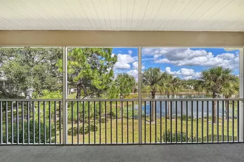 404 Laurel Lake Dr #202, Venice, FL 34292