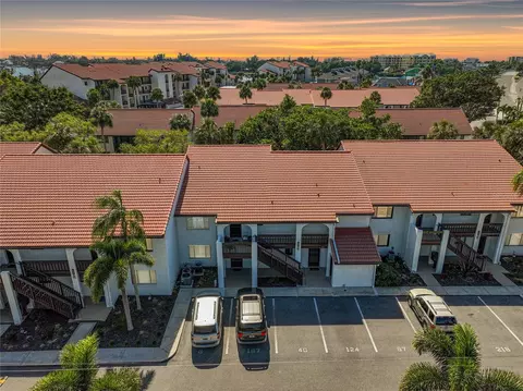 1656 Stickney Point Rd #101, Sarasota, FL 34231