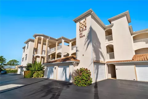 235 Base Ave E #303, Venice, FL 34285